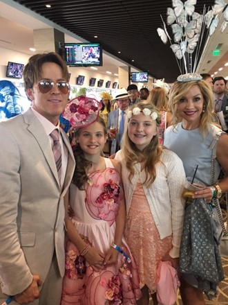 This Kentucky Derby and Kentucky Oaks travel guide contains helpful information for those attending this time-honored tradition in 2021