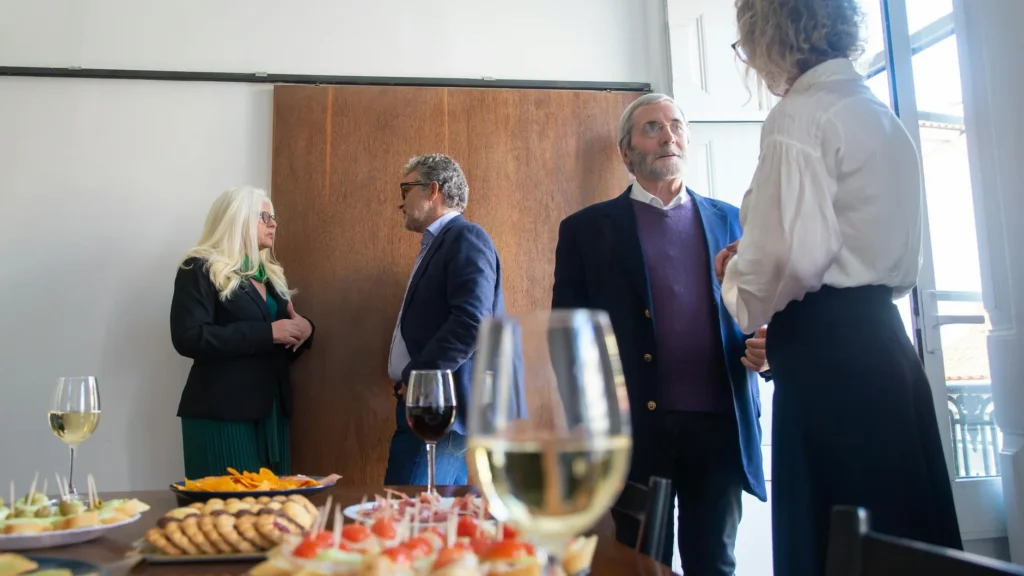 15 Corporate Event Entertainment Ideas for Clients