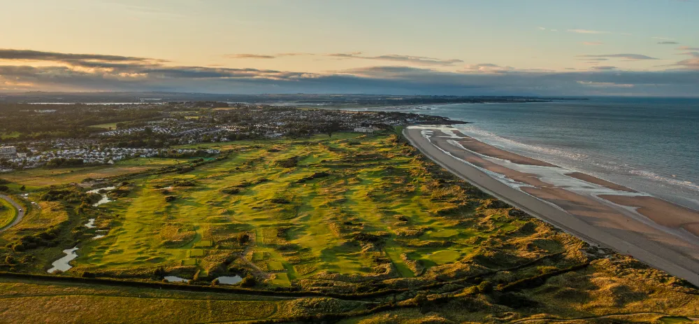 Portmarnock-Resort-and-Jameson-Golf-Links-Hole-15-Portmarnock-Co-Dublin_master-1